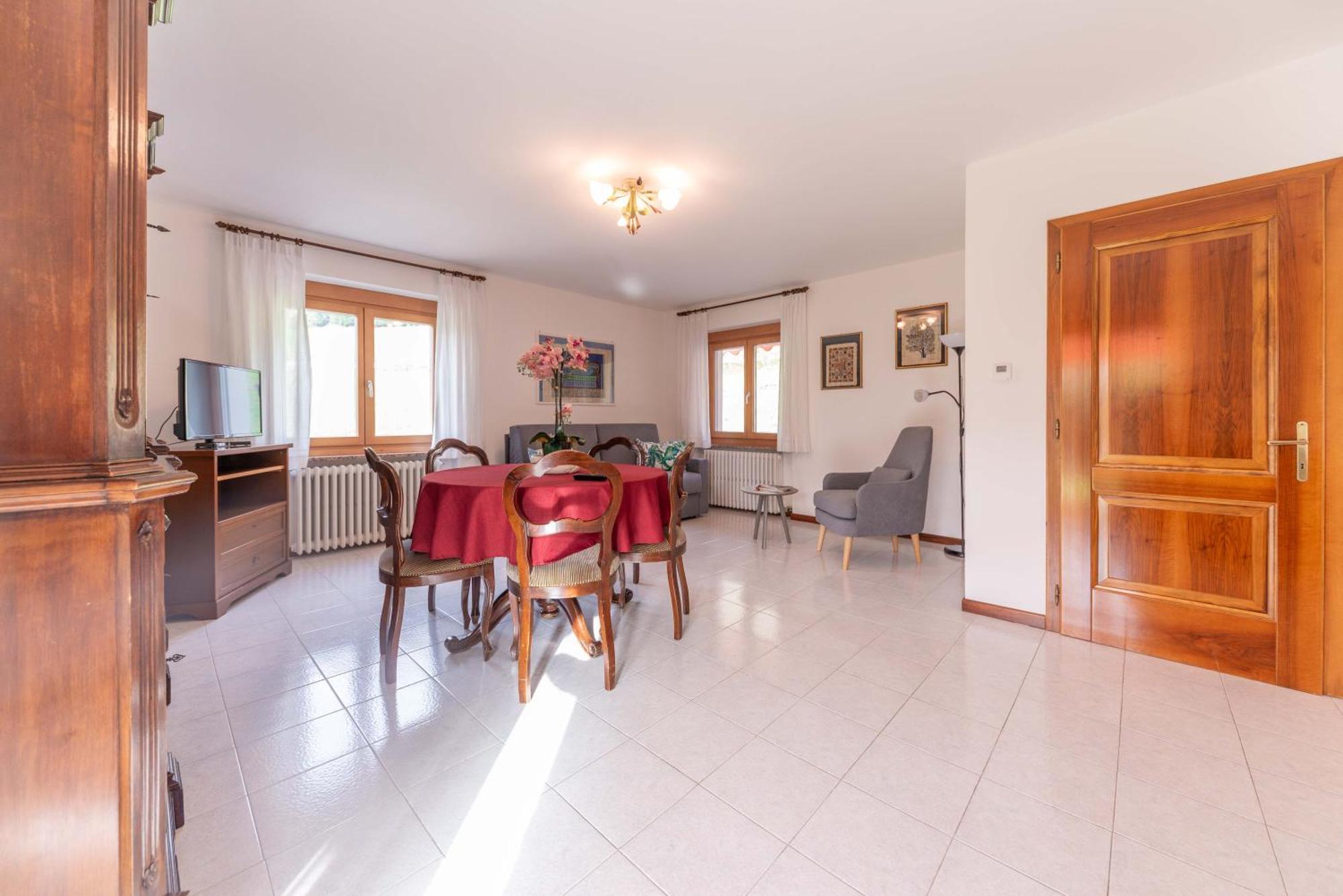Casa Vacanze Cillà Comano Terme Esterno foto
